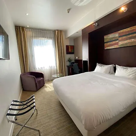 Four Points By Sheraton Paris Charles De Gaulle Airport Hotel 4*