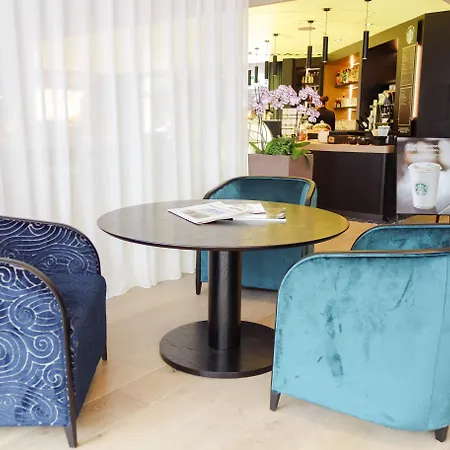 Hotel Four Points By Sheraton Paris Charles De Gaulle Airport 4*