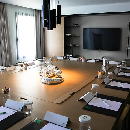 Four Points By Sheraton Paris Charles De Gaulle Airport Hotel 4*