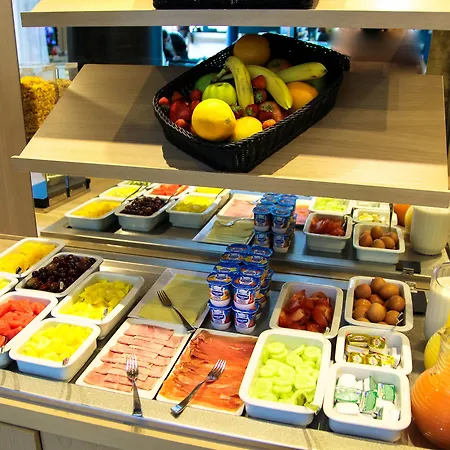 Four Points By Sheraton Paris Charles De Gaulle Airport