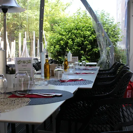 Four Points By Sheraton Paris Charles De Gaulle Airport Hotel