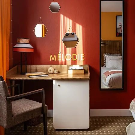 Aiden By Western Paris Cdg Hotel 4*