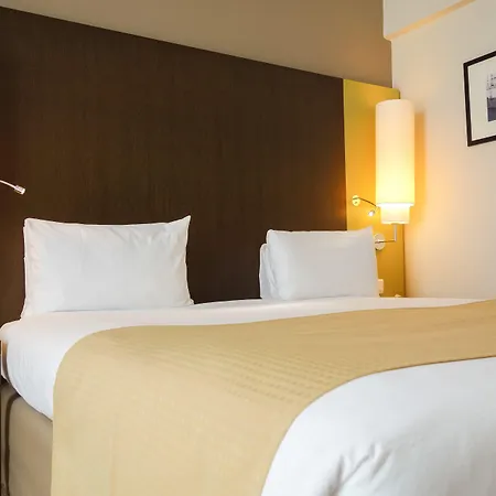 Four Points By Sheraton Paris Charles De Gaulle Airport 4* Roissy-en-France