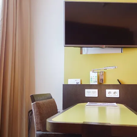 Four Points By Sheraton Paris Charles De Gaulle Airport Hotel 4*