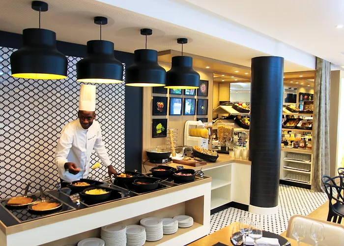 Aiden By Western Paris Cdg Hotel 4*