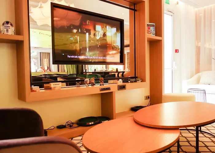 Aiden By Western Paris Cdg Hotel 4*