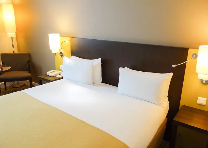 Hotel Aiden By Western Paris Cdg 4*